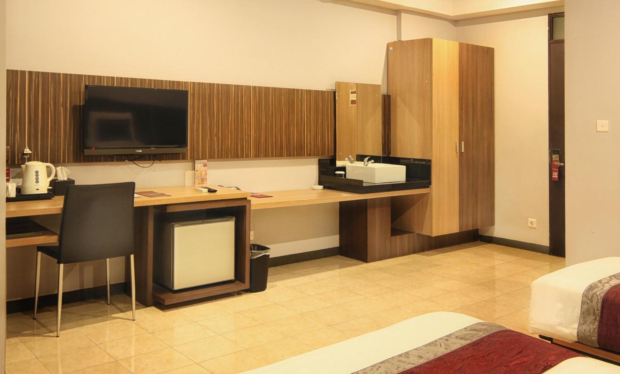 Valore Hotel Cimahi Exteriér fotografie