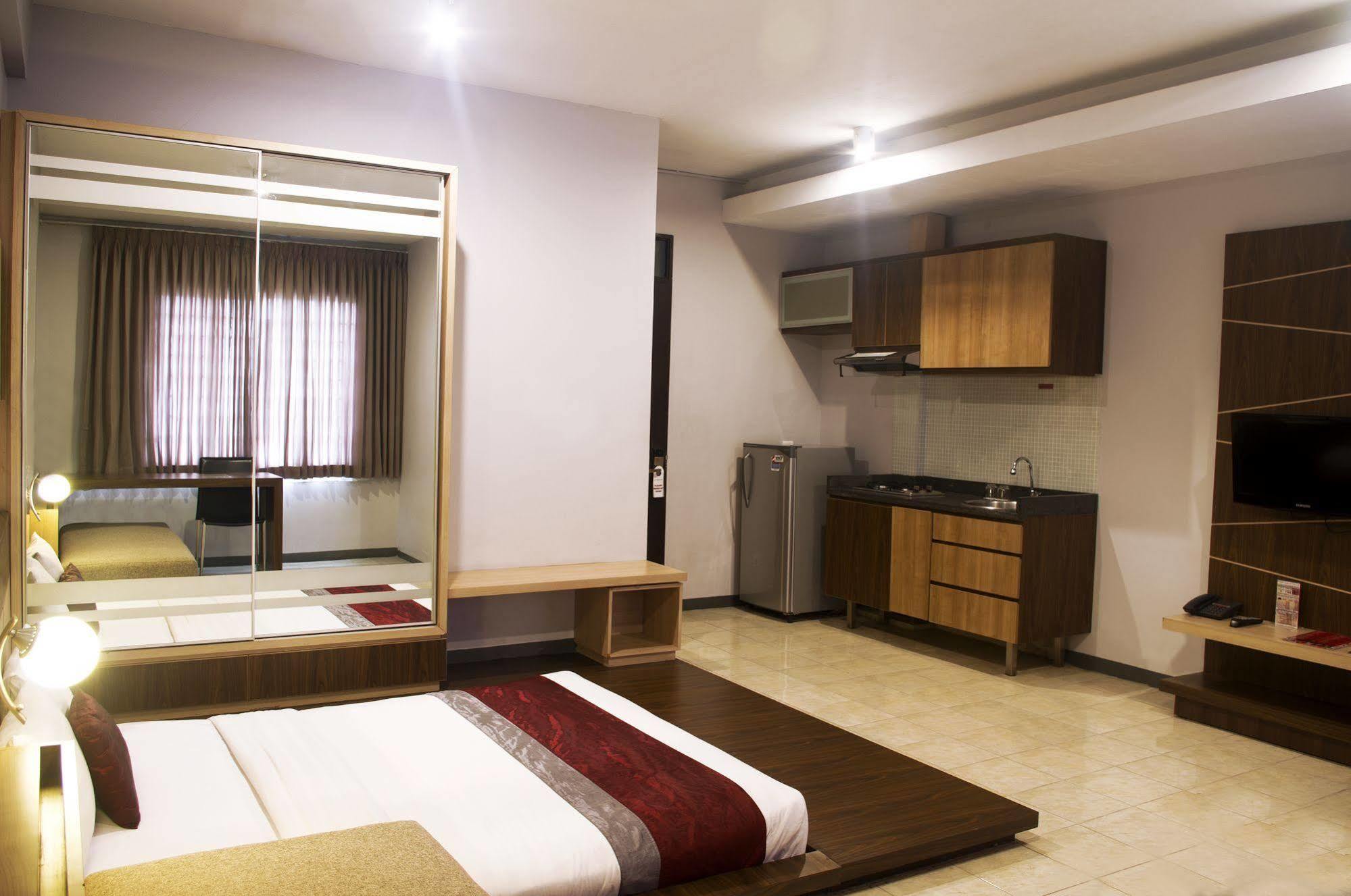 Valore Hotel Cimahi Exteriér fotografie
